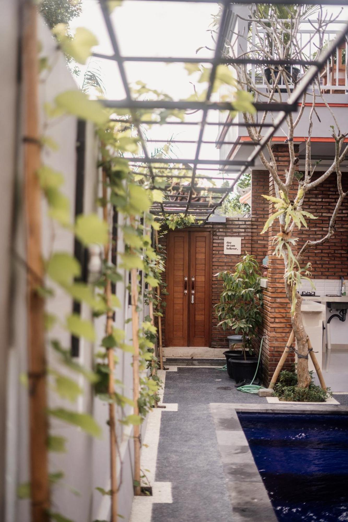Pondok Yogi Guest House Canggu Екстер'єр фото